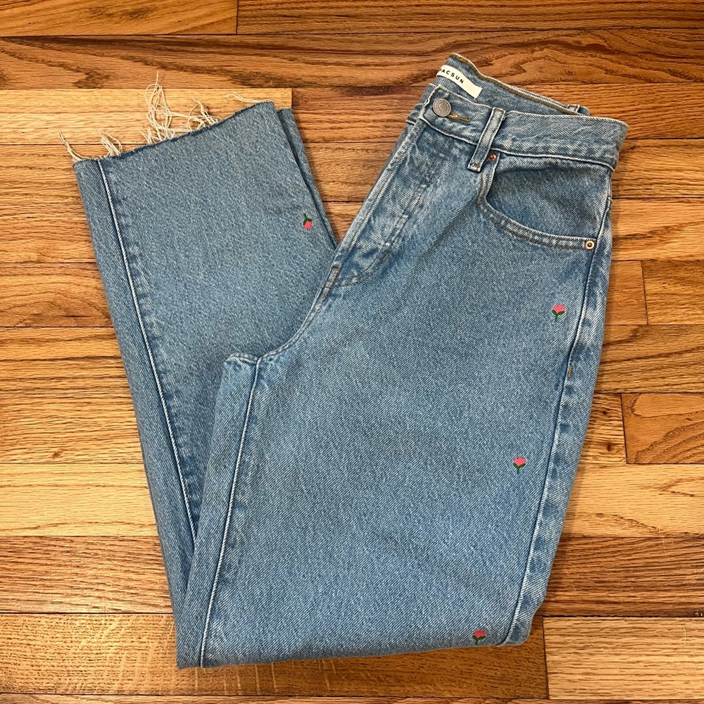 PacSun Dad Jeans with Floral Details Size 25